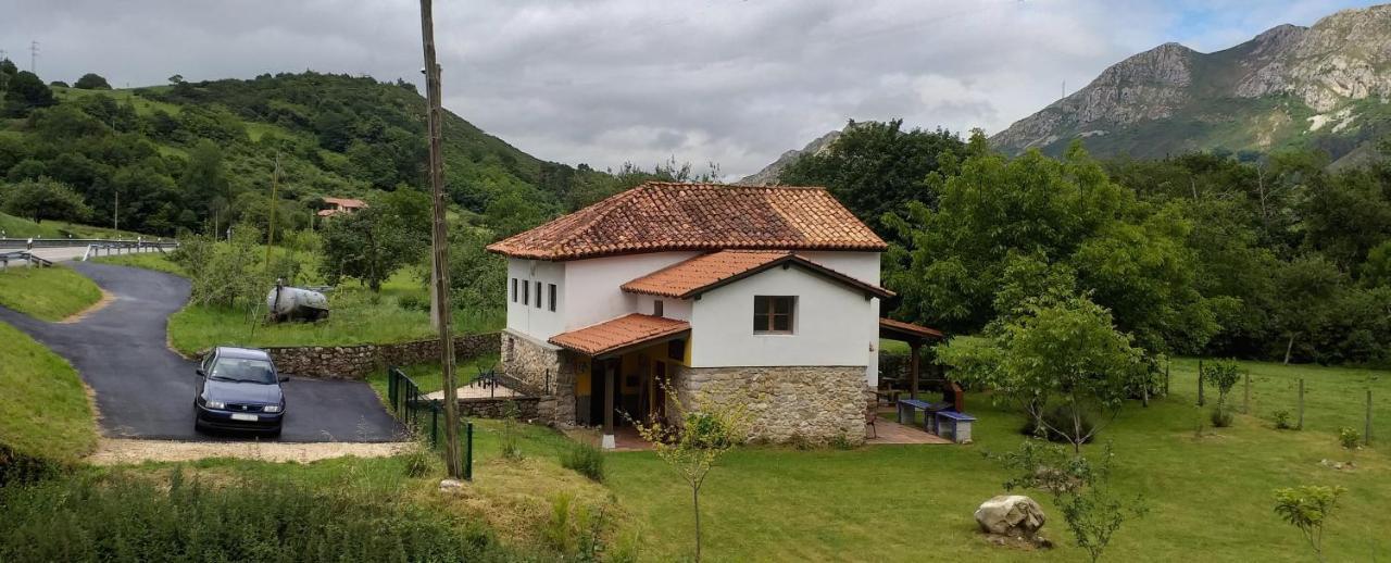 Willa Casa Del Sella El Llano Zewnętrze zdjęcie